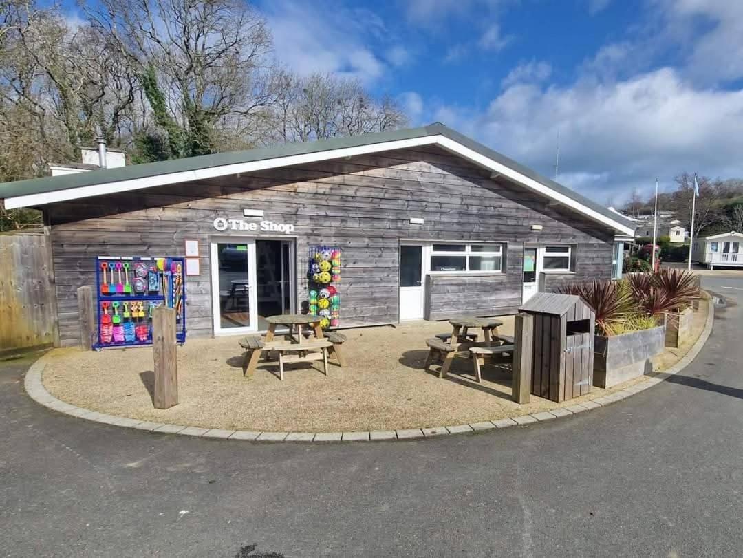 Home With A View Whitecliff Bay Holiday Park Bembridge Exterior foto